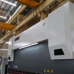 150 тони притиснете кочница 3200mm cnc 150 тони хидраулична прес-сопирачка со виткање 8mm
