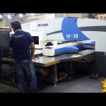 Високо квалитетни servo cnc хидраулични пресвртни прес машини за притискање