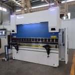 3 оска cnc притиснете кочница delem da52s 4 оска CNC прес-кочница 125 тони
